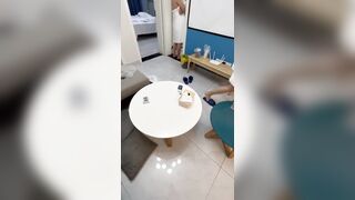 绿帽大神真实记录换妻聚会 淫乱的脱衣服扑克游戏 让两女穿上丝袜共侍一夫