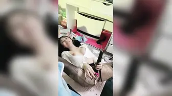 极品粉嫩萝莉 反差萝莉裸体自拍发骚1